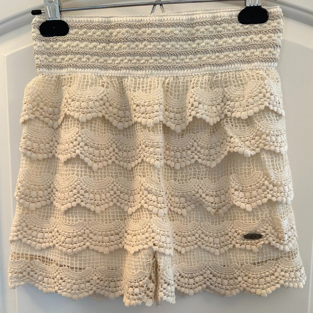SURFER GIRL - Lace Skort